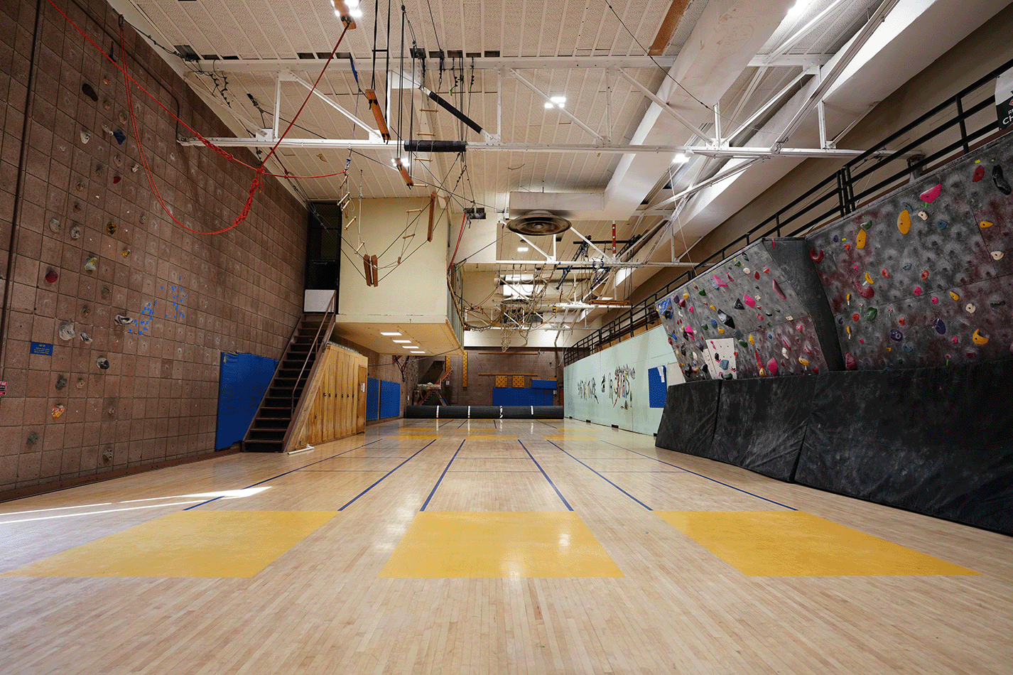 Rob Gym 2120 Ropes Course