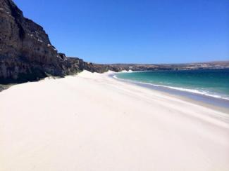 White_sandy_beach_on_Santa_Rosa_Island White_sandy_beach_on_Santa_Rosa_Island